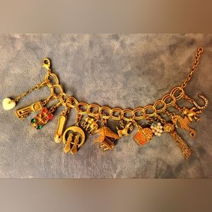 C.Wonder Charm Bracelet